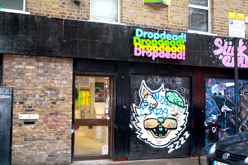 Detail Graffiti Drop Dead Nomer 13