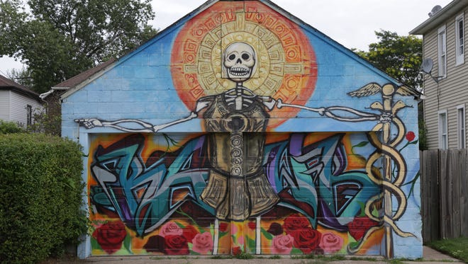 Detail Graffiti Drop Dead Nomer 42