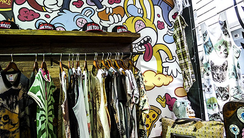 Detail Graffiti Drop Dead Nomer 48