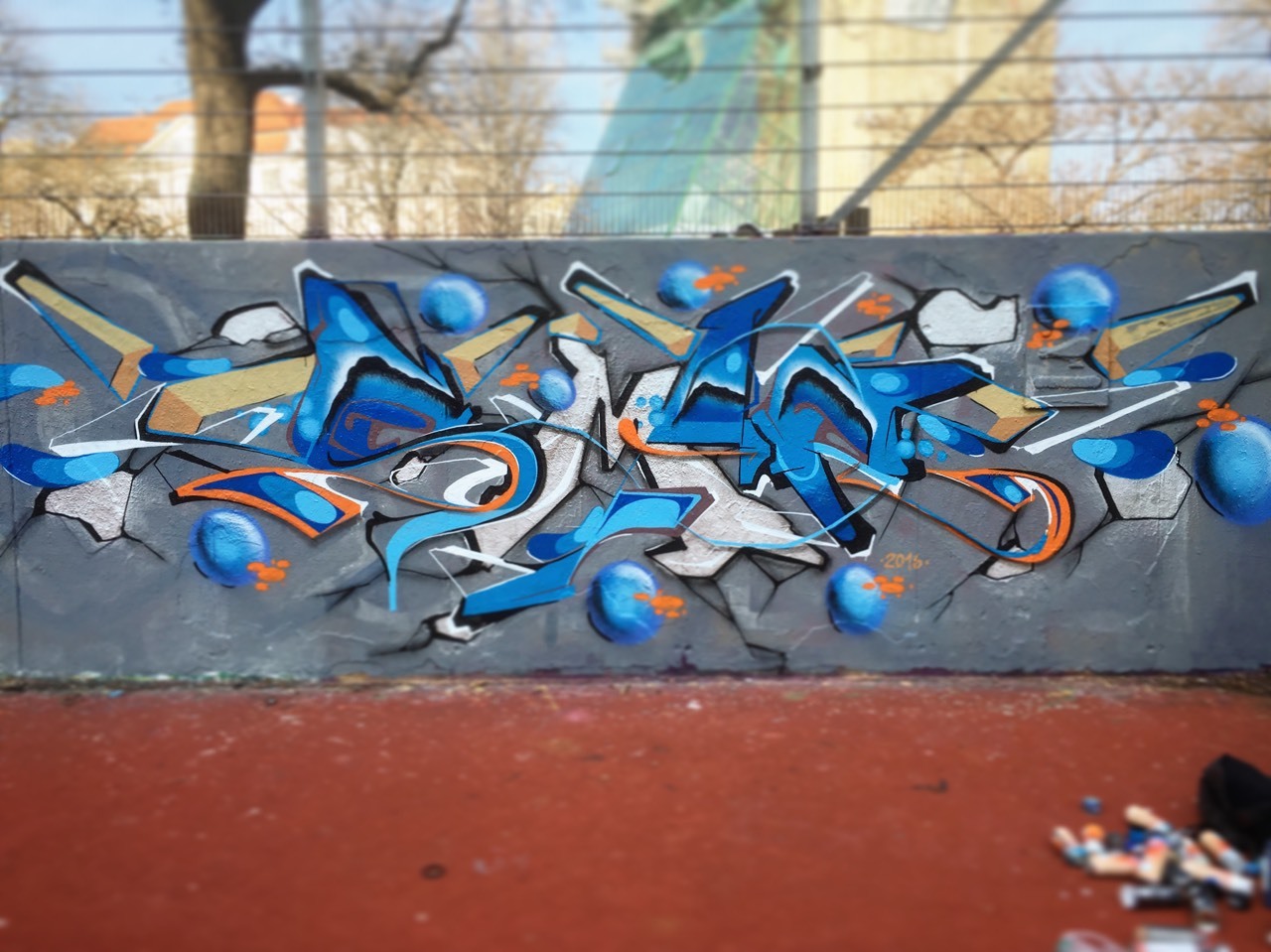 Detail Graffiti Dunkelblau Nomer 13