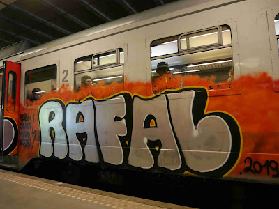 Detail Graffiti Dunkelblau Nomer 36