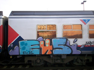 Detail Graffiti Dunkelblau Nomer 53