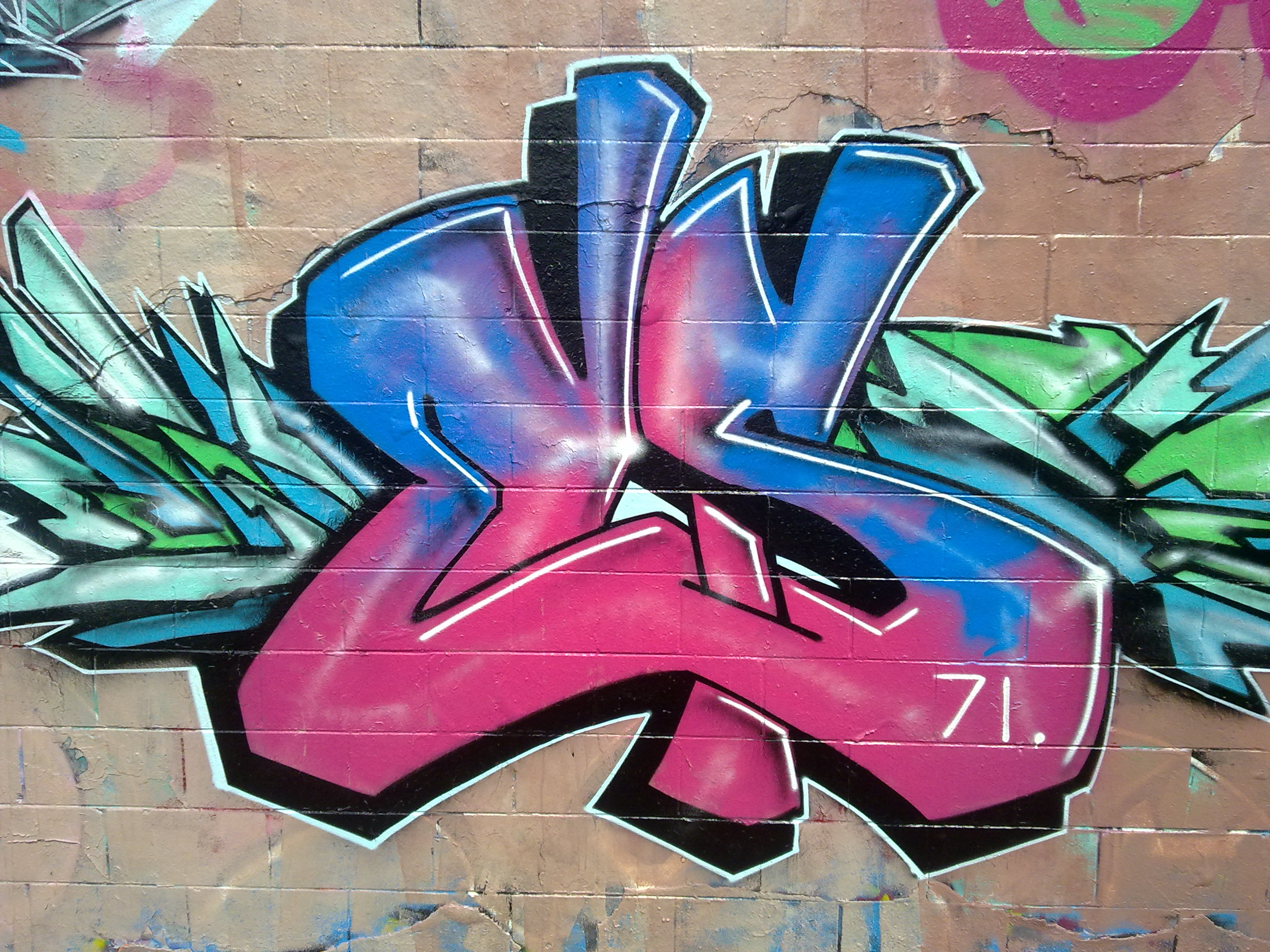 Detail Graffiti Ea Nomer 43