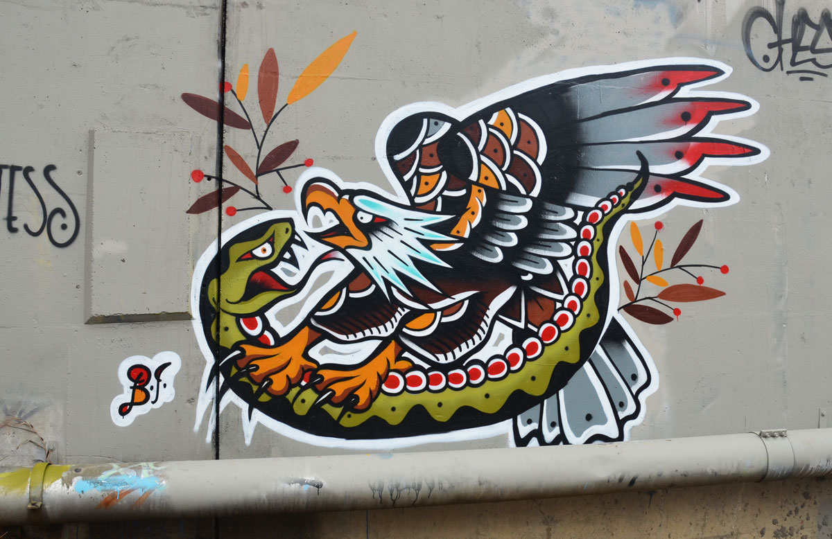 Detail Graffiti Eagle Nomer 45