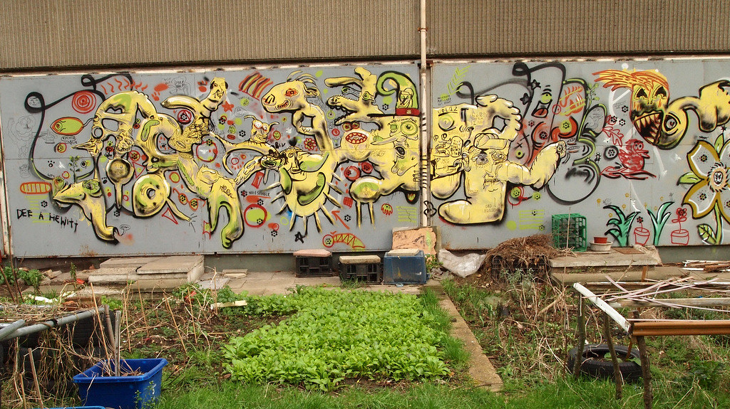 Detail Graffiti Edi Nomer 17
