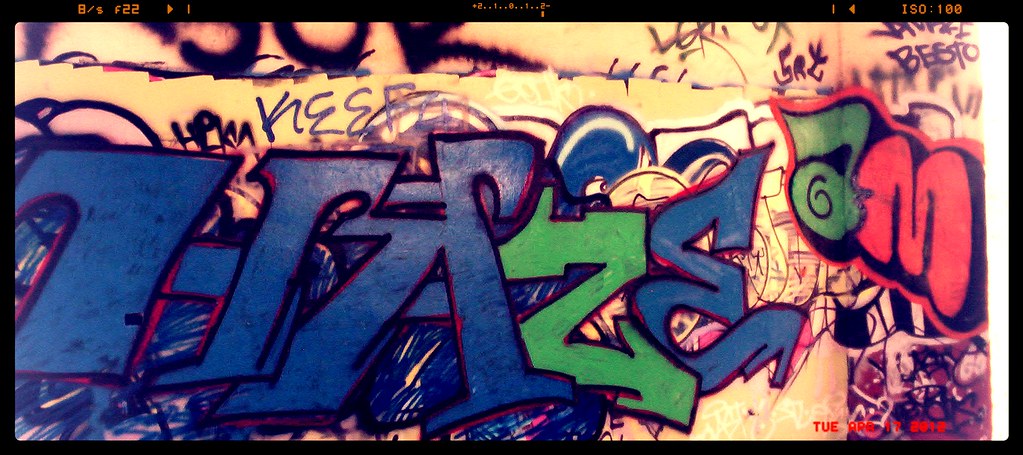 Detail Graffiti Editor Nomer 20