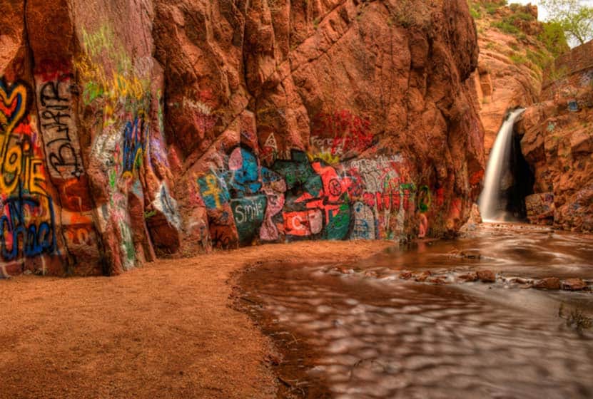 Graffiti Falls Colorado Springs - KibrisPDR