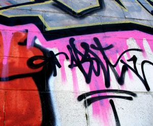 Detail Graffiti Film Nomer 28