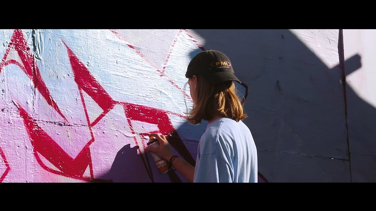 Detail Graffiti Film Nomer 49