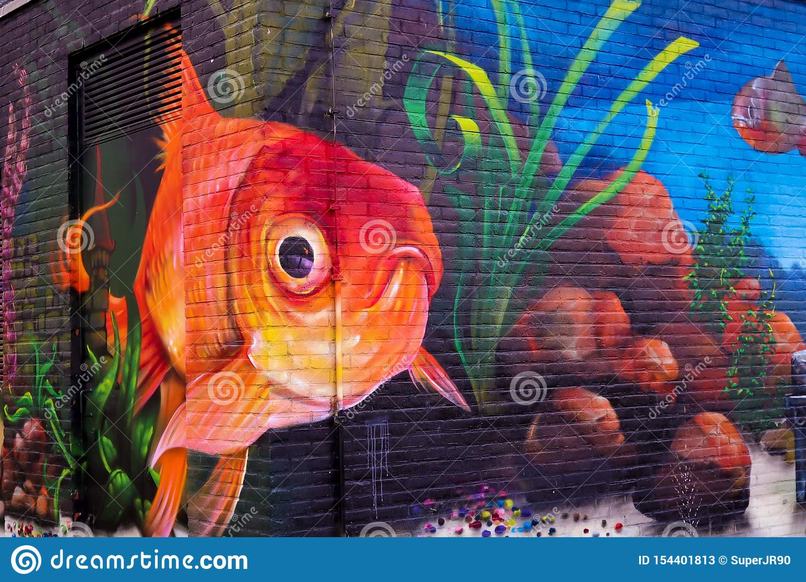 Detail Graffiti Fish Nomer 15