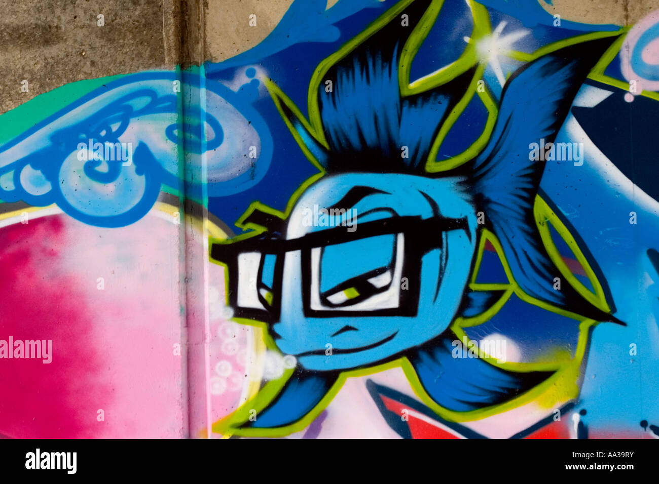 Detail Graffiti Fish Nomer 16