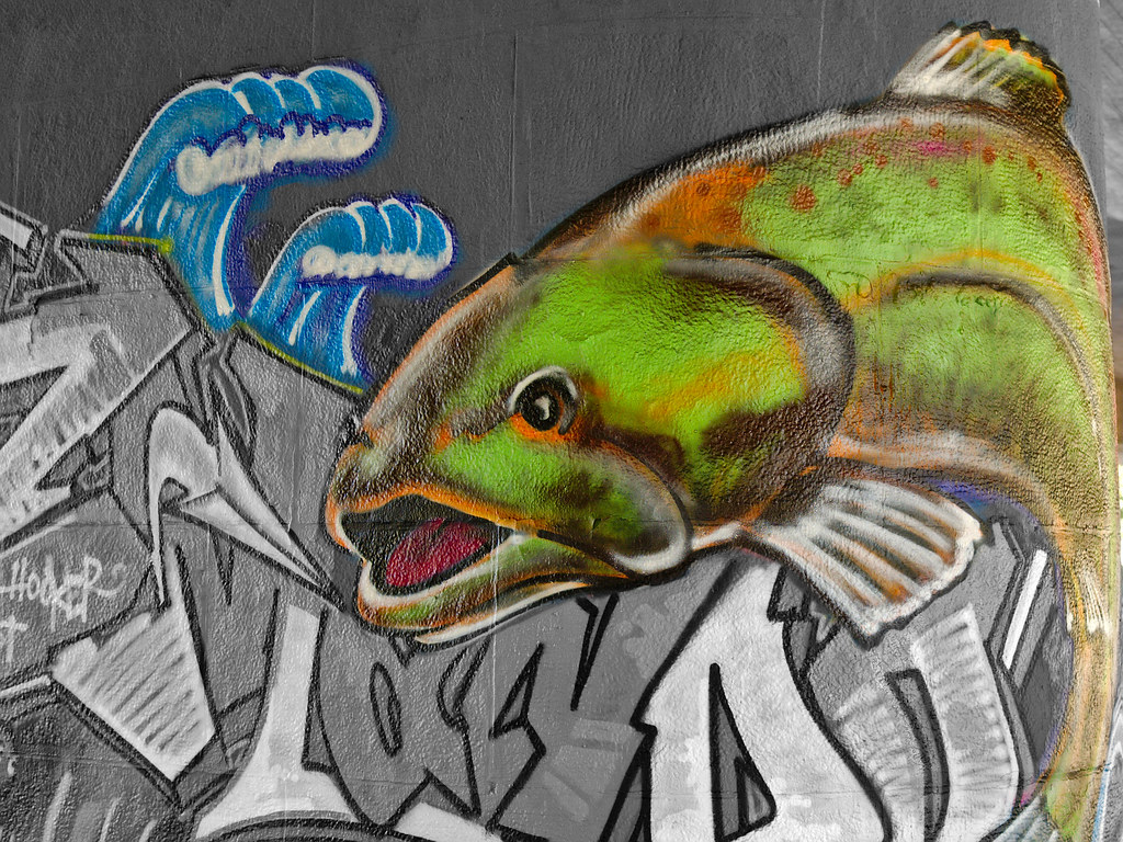 Detail Graffiti Fish Nomer 21