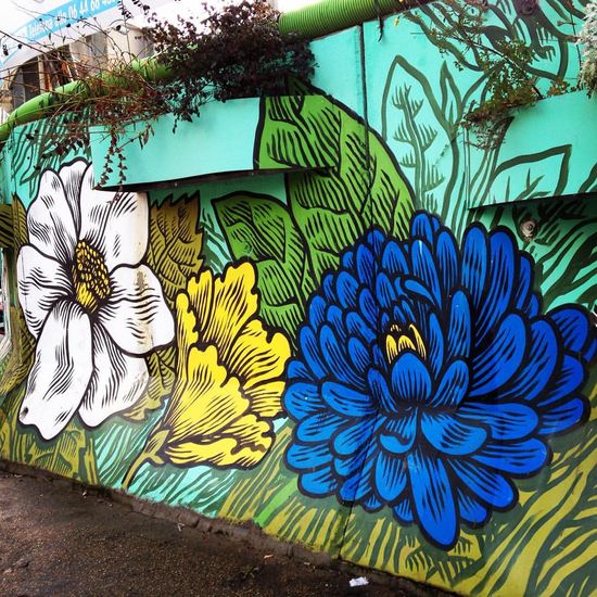Detail Graffiti Flower Mural Nomer 11