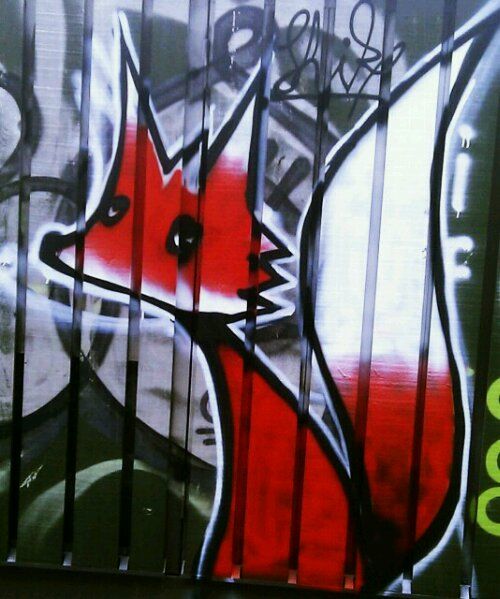 Detail Graffiti Fox Nomer 25