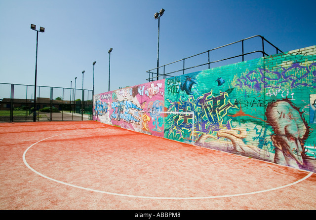 Detail Graffiti Futsal Nomer 9