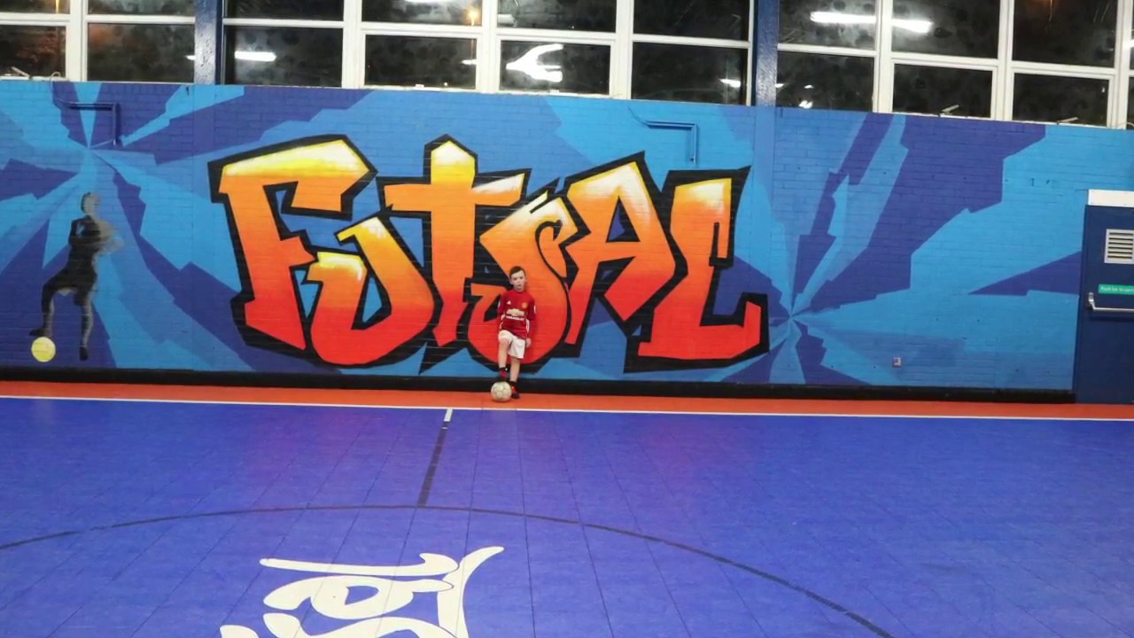 Detail Graffiti Futsal Nomer 4