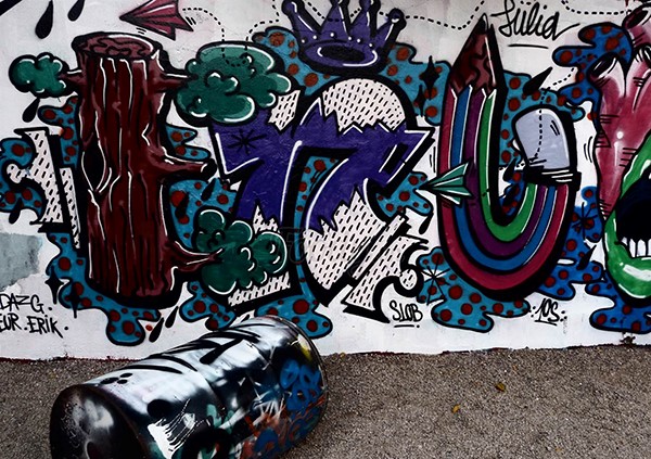 Detail Graffiti Gans Nomer 11