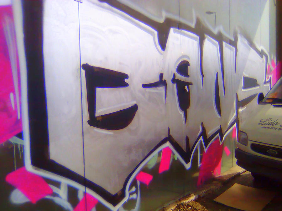 Detail Graffiti Gans Nomer 2