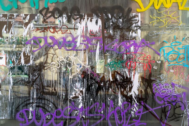 Detail Graffiti Gless Nomer 14