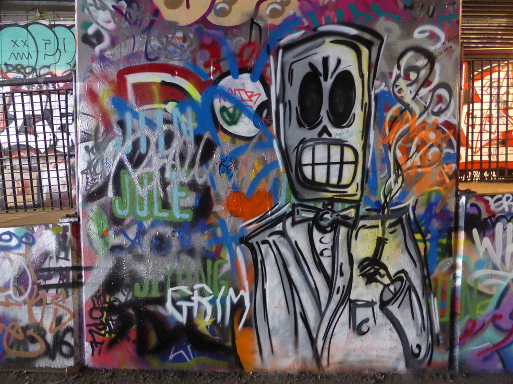 Detail Graffiti Grim Nomer 48