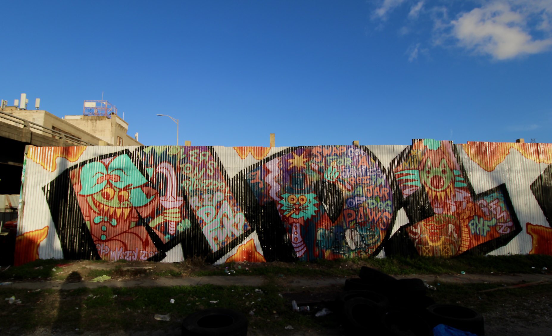 Detail Graffiti Habihie Nomer 22