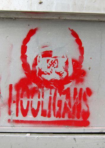 Detail Graffiti Hooligans Nomer 34