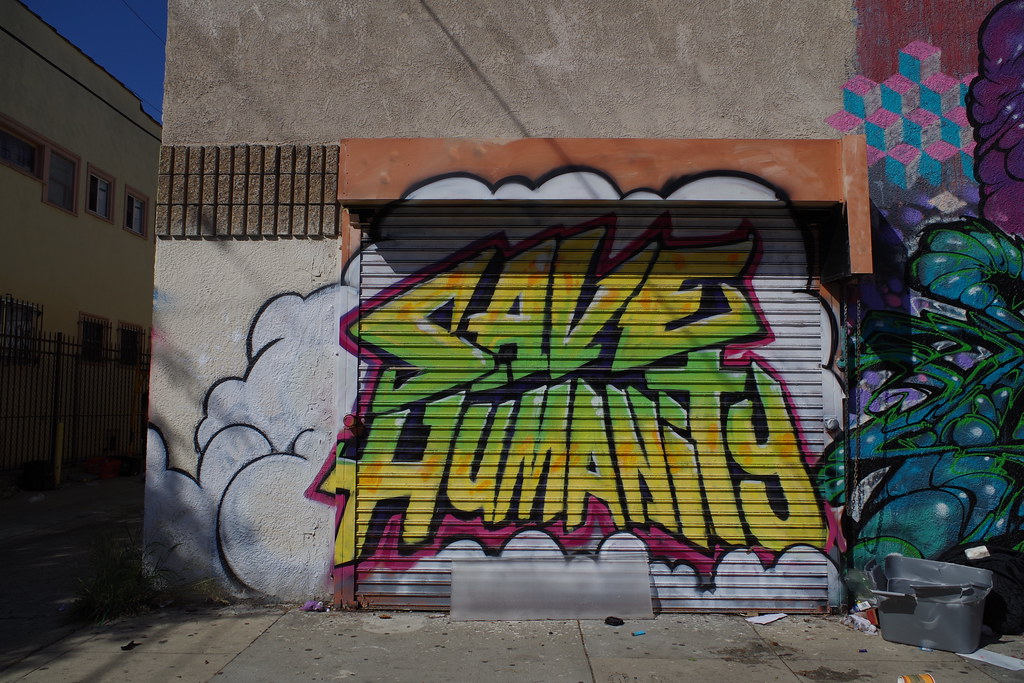 Detail Graffiti Humanity Nomer 4