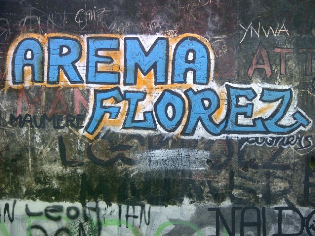 Detail Graffiti Huruf Arema Nomer 22