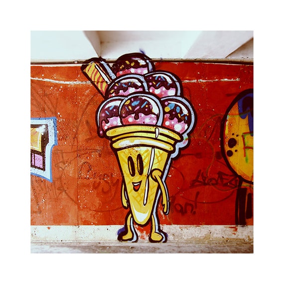 Detail Graffiti Ice Cream Drawing Nomer 31