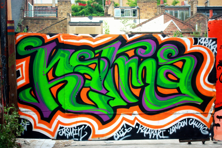 Detail Graffiti Ikh Nomer 10