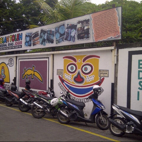 Detail Graffiti Imam Bonjol Nomer 18