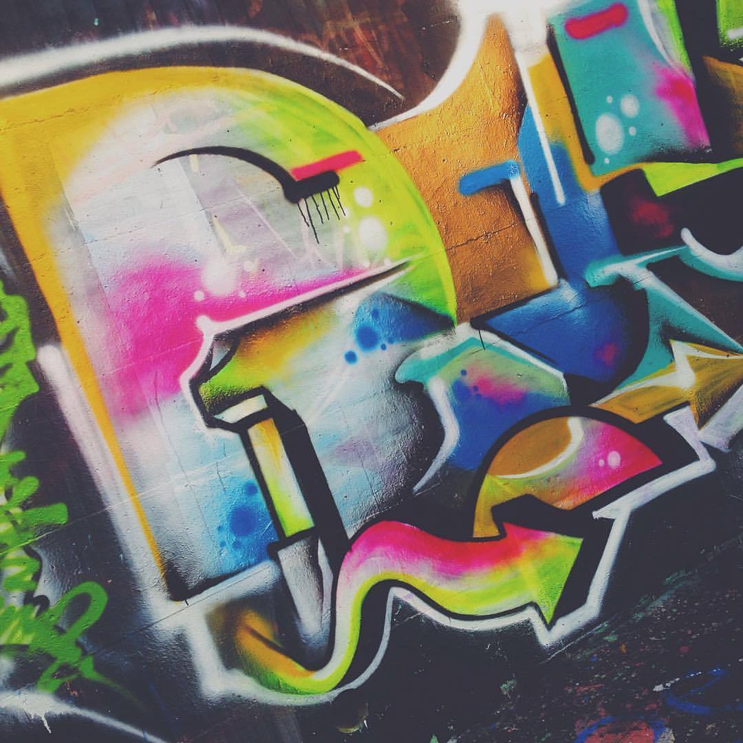 Detail Graffiti Indonesia Tol Nomer 25