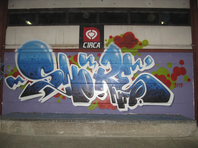 Detail Graffiti Ironlak Nomer 18