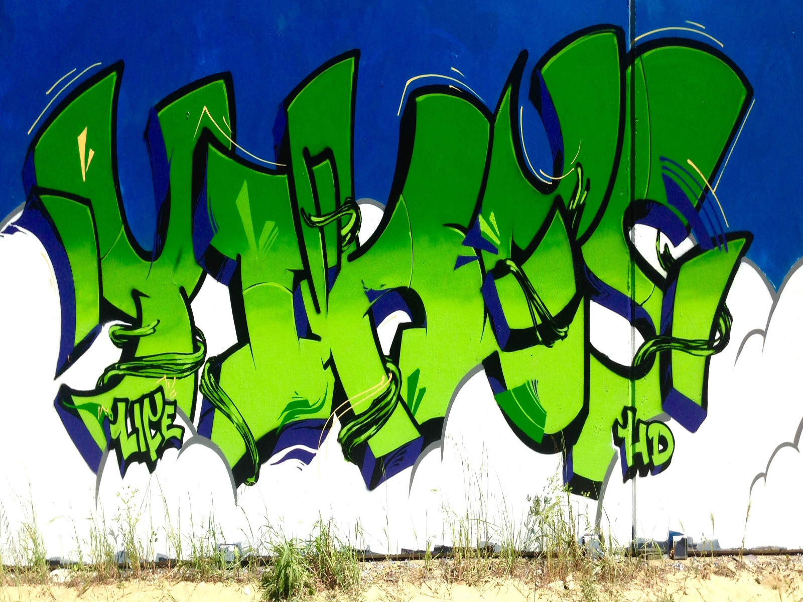 Detail Graffiti Ironlak Hd Nomer 34