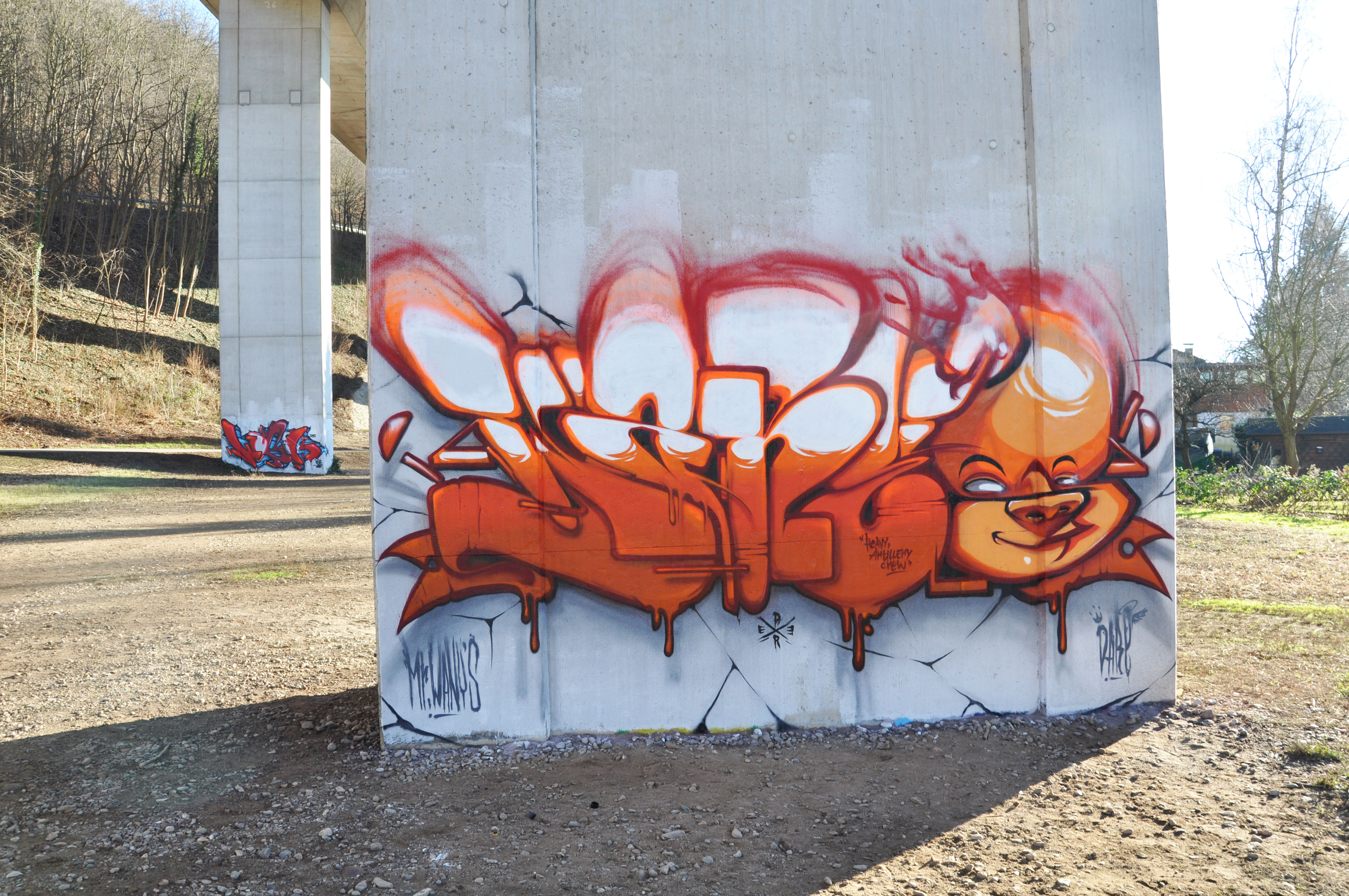 Detail Graffiti Ironlak Hd Nomer 35