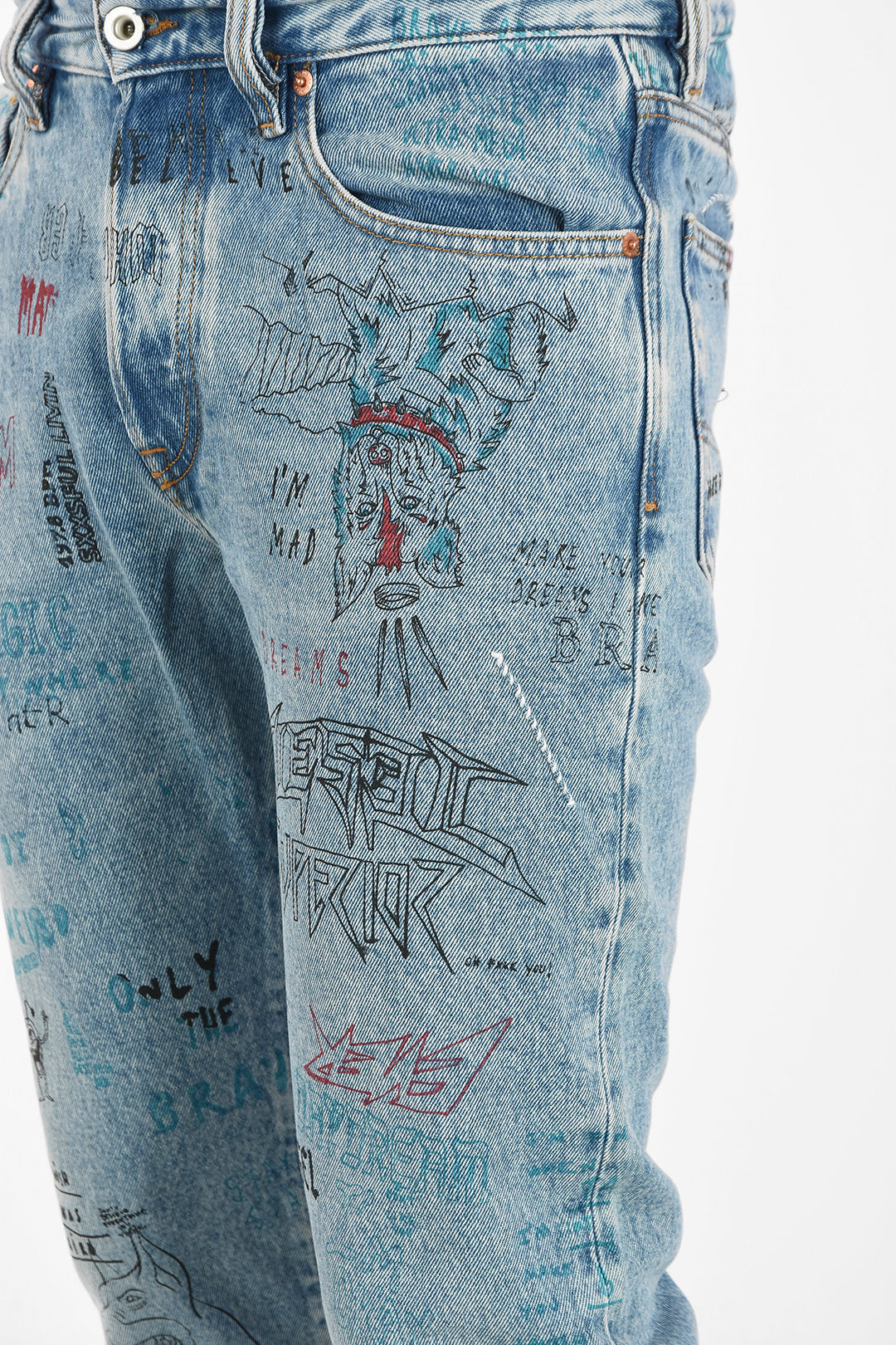 Detail Graffiti Jeans Nomer 45