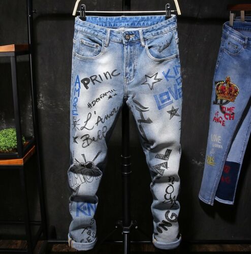 Detail Graffiti Jeans Nomer 49