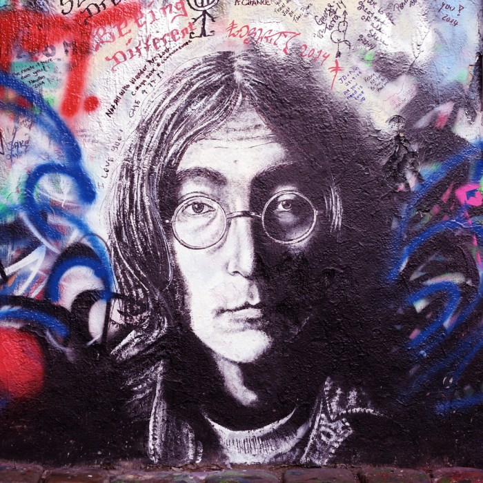 Detail Graffiti John Lennon Nomer 9