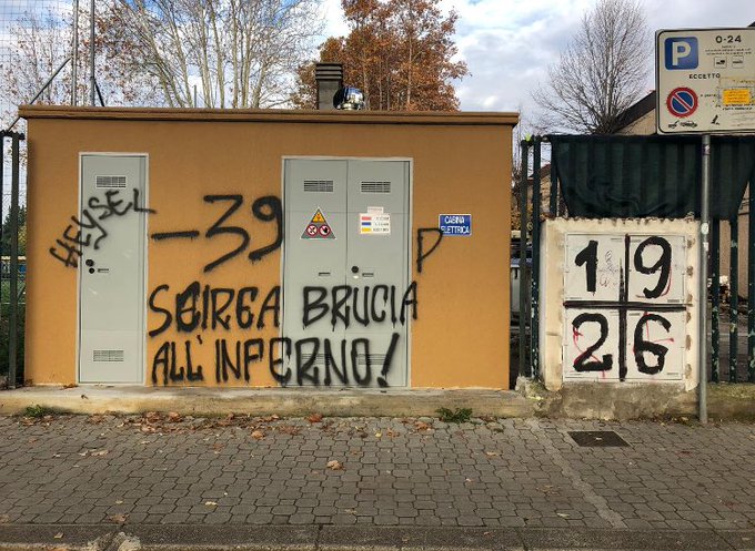 Detail Graffiti Juventus Nomer 39