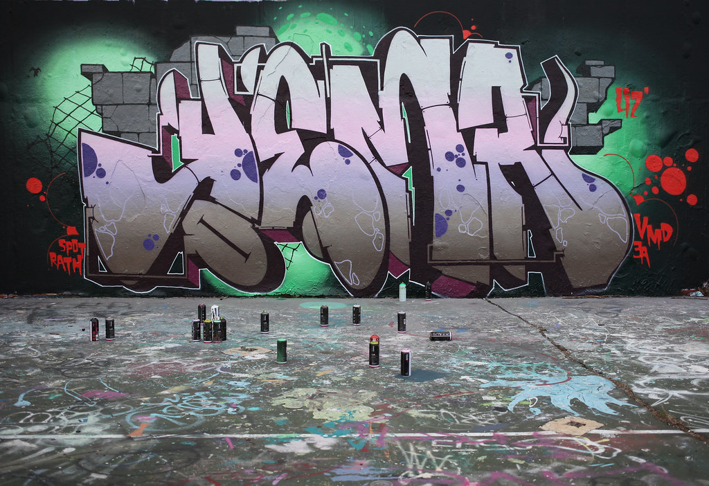 Detail Graffiti Kandung Nomer 13