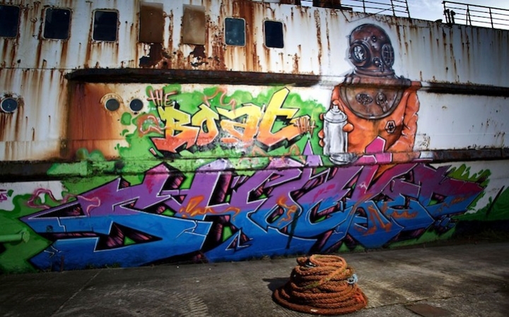 Detail Graffiti Kapal Nomer 3