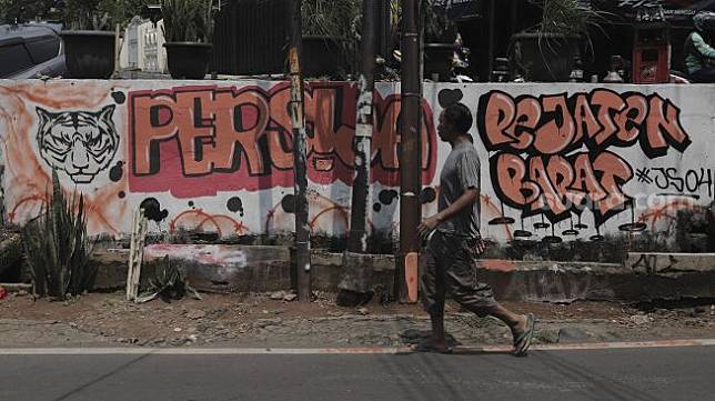 Detail Graffiti Kata Angga Nomer 33