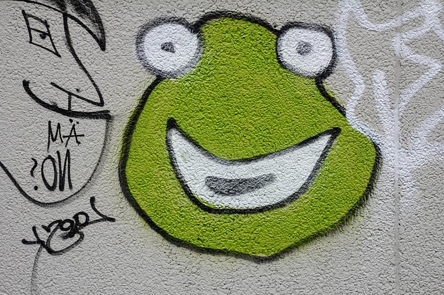 Detail Graffiti Katak Nomer 14