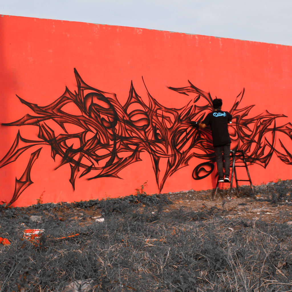 Detail Graffiti Kaya Asli Nomer 3