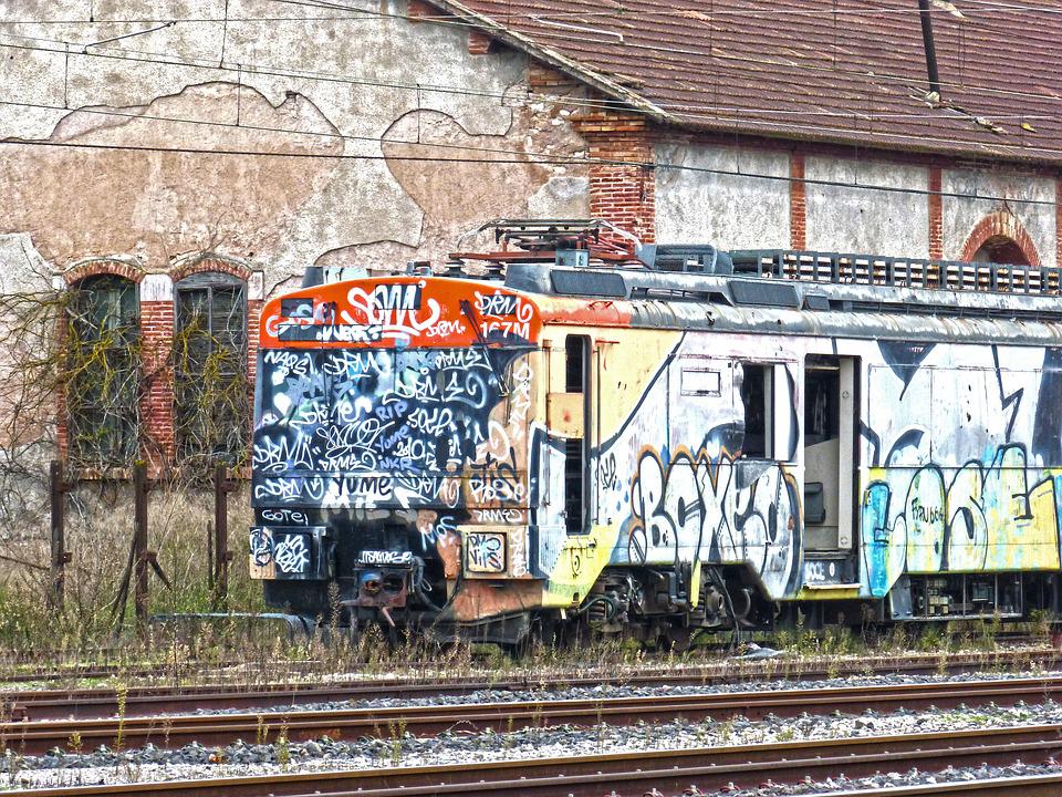 Detail Graffiti Kereta Api Nomer 14