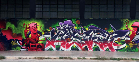 Detail Graffiti Komet Nomer 17