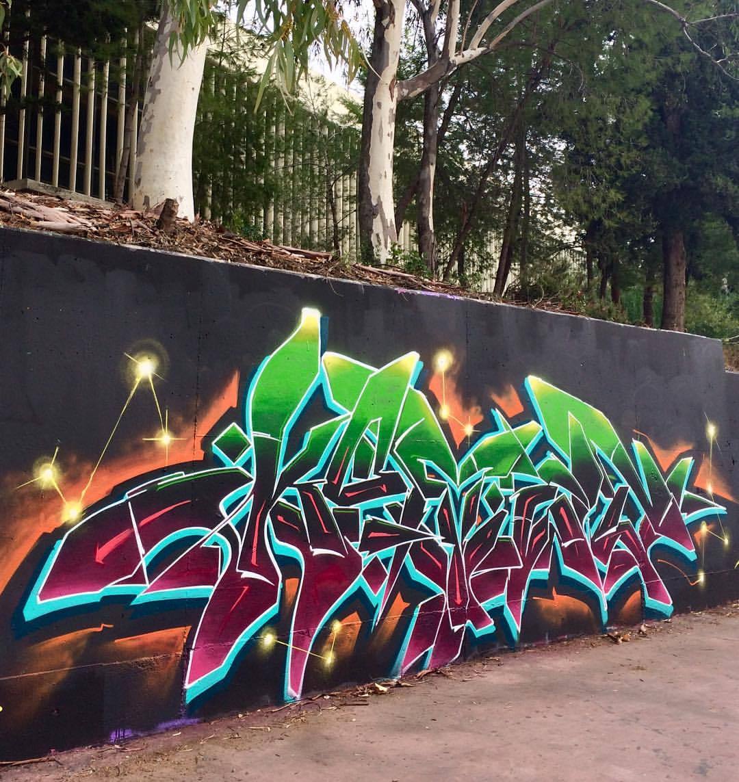 Detail Graffiti Komet Nomer 40