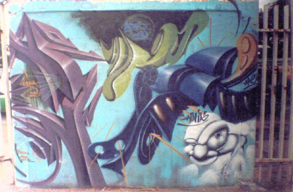 Detail Graffiti La Mania Nomer 10