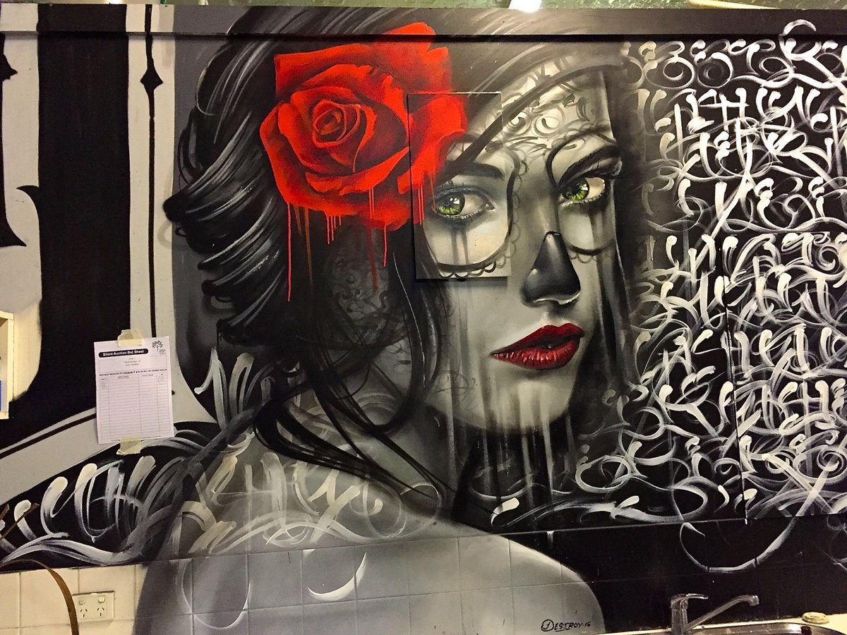 Detail Graffiti Lady Rose Nomer 4