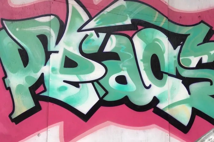 Detail Graffiti Letters Peace Nomer 26